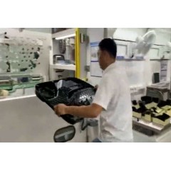 長(zhǎng)春林泉汽車(chē)零部件有限公司  招聘 注塑工10人   門(mén)板裝配工 20人      包覆工6人