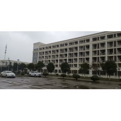 太倉(cāng)中集冷藏物流裝備有限公司   招聘  焊工  普工 男，18-45歲，身高1.65m以上，會(huì)寫(xiě)字