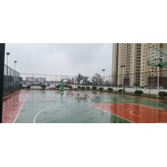太倉(cāng)中集冷藏物流裝備有限公司   招聘  焊工  普工 男，18-45歲，身高1.65m以上，會(huì)寫(xiě)字